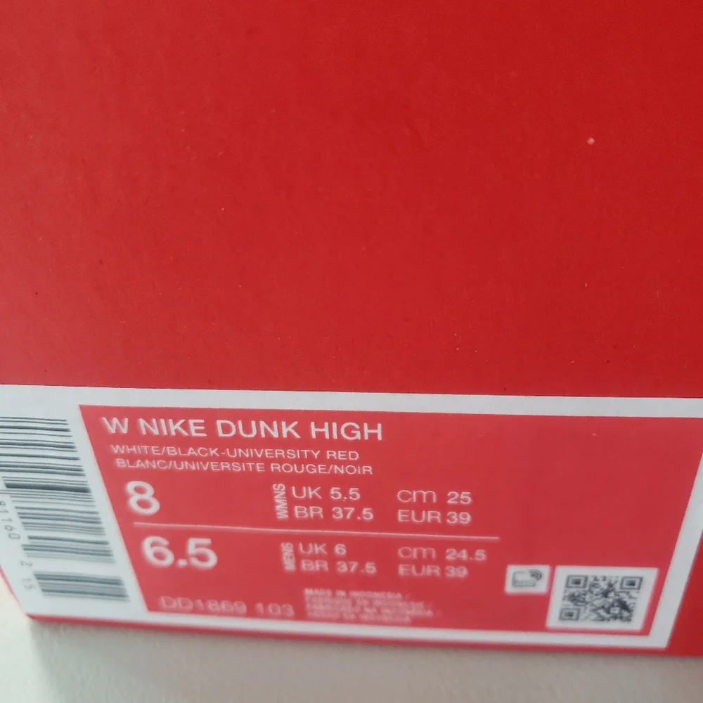 New Nike Dunk High Black White Sneakers Size 8 Womens Streetwear Casual Everyday